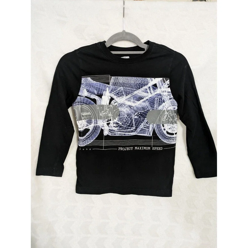 Youth Boy's Crazy 8 T-shirt - Size Medium (7-8)